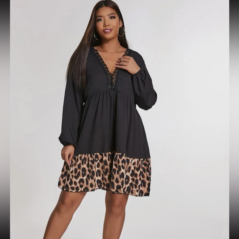 NWT Lace Trim Dress